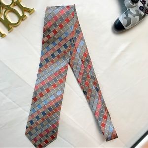 Kenneth Cole Patterned Tie!! 👔🔥